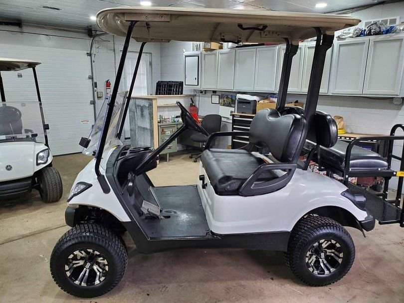 2011 Yamaha Drive G29 Gas Golf Cart (White)