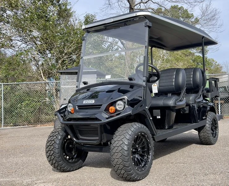 2024 E-Z-GO Express L6 ELiTE 6-Passenger Limo Lithium (Black)