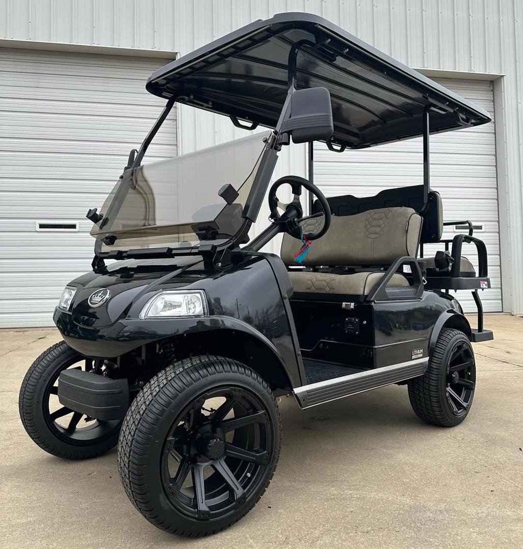 2024 Evolution EV Classic 4 Plus Lithium (Black)